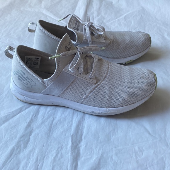 New Balance Womens Shoes Size 10 - Picture 4 of 7